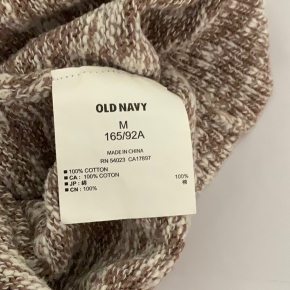 Old Navy sweater. 3/4 sleeves. Tan and White. Size M. - Picture 6 of 7